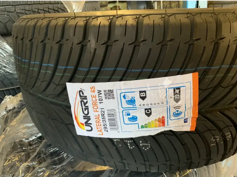 Neureifen mit EU-Reifenlabel